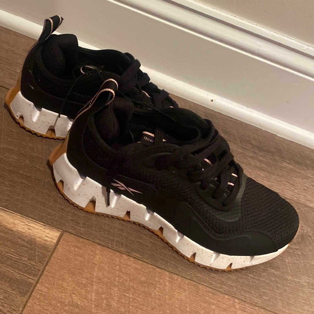 Reebok Sneakers